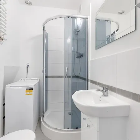 Fabryczna Station Hostel