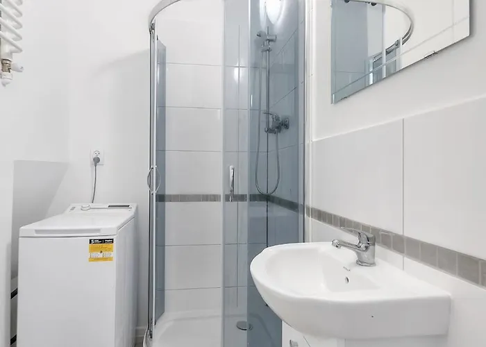 Fabryczna Station Hostel